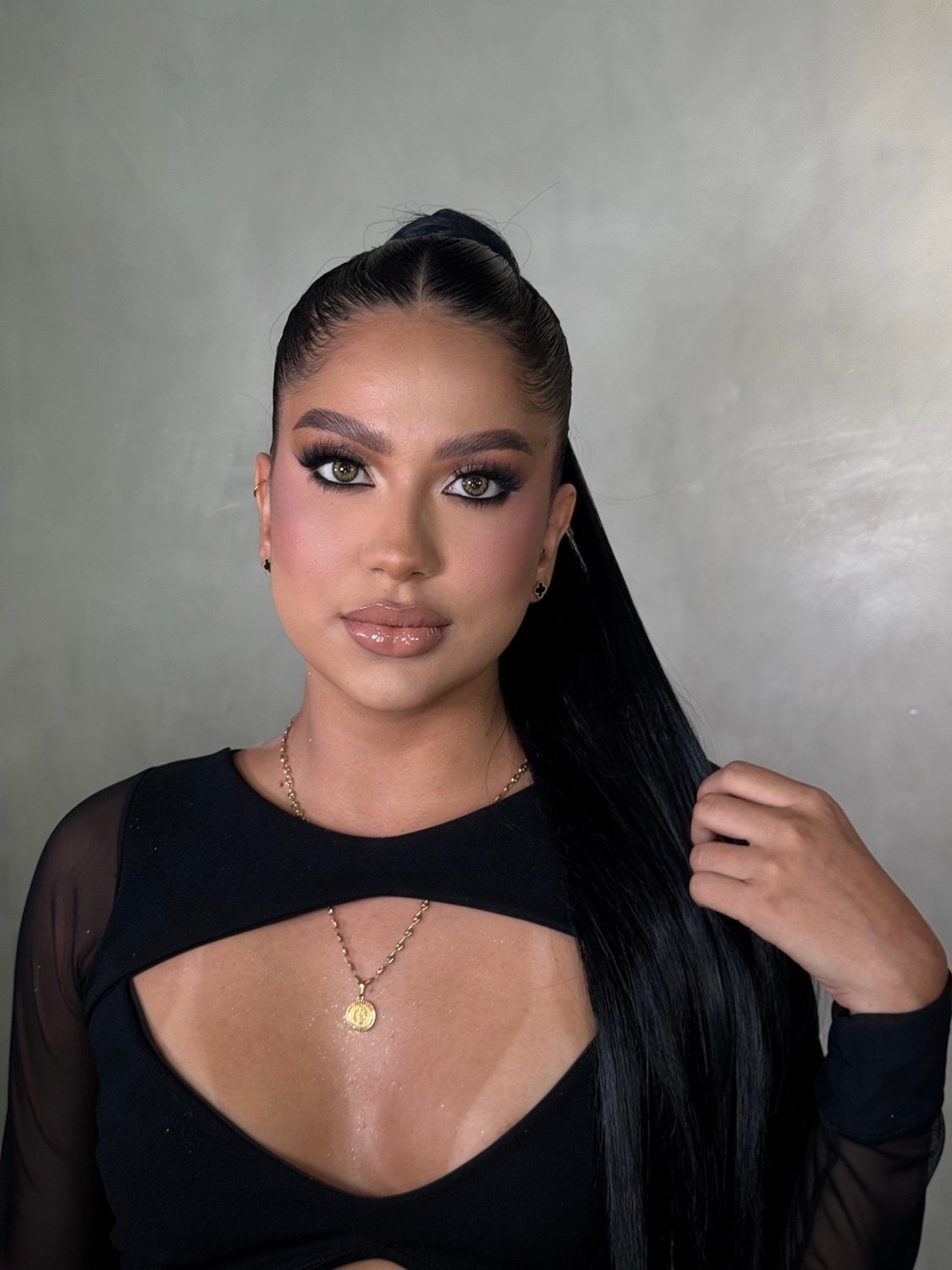 Trabajo de maquillaje profesional 16